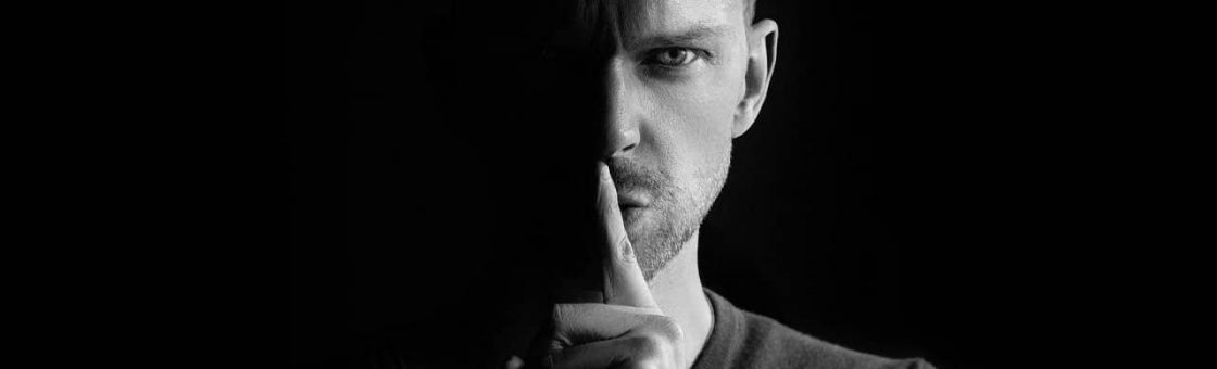 Delito de descubrimiento y revelación de secretos | Noguerol Abogados Delito de descubrimiento y revelación de secretos | Noguerol Abogados
